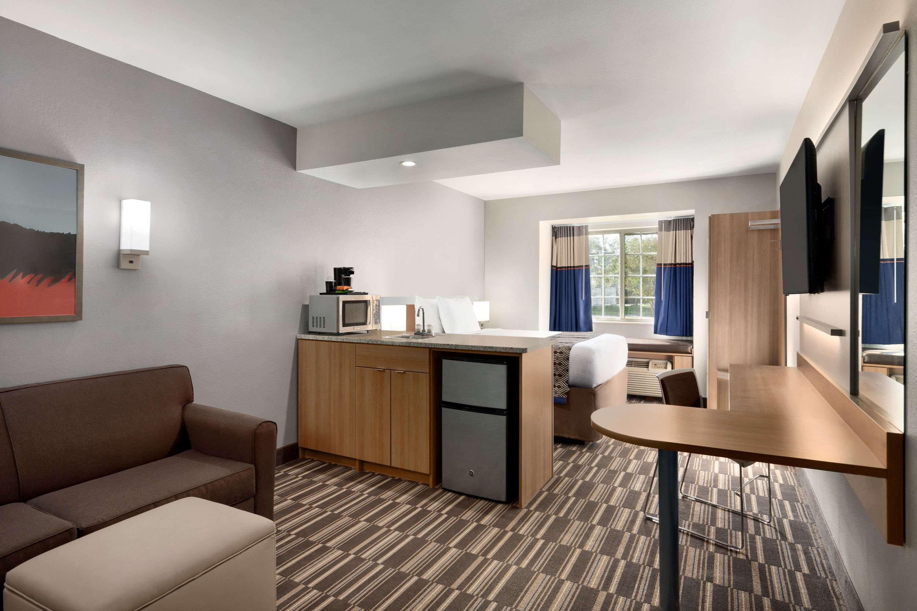 Microtel Inn & Suites Baton Rouge Ngoại thất bức ảnh